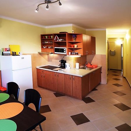 Mars Ii. Apartman Lägenhet Szeged Exteriör bild